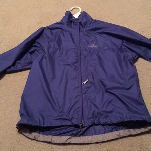 PRICE FIRM Patagonia wind/light spring jacket